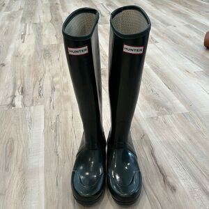 Hunter Original Tall Gloss Dark Olive Rain Boots